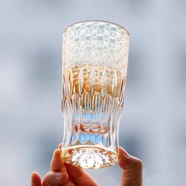 d882c3ba566ea1417066d6ba49bb2b2f.jpg Edo Kiriko Handcrafted Sunset-Toned Crystal Glass